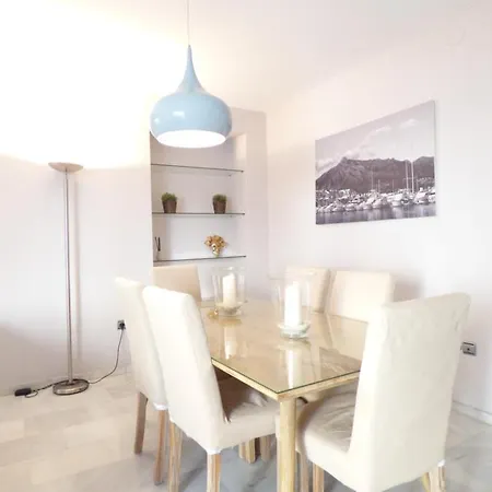 Center Luxury - Eaw Homes