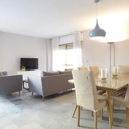 Center Luxury - Eaw Homes